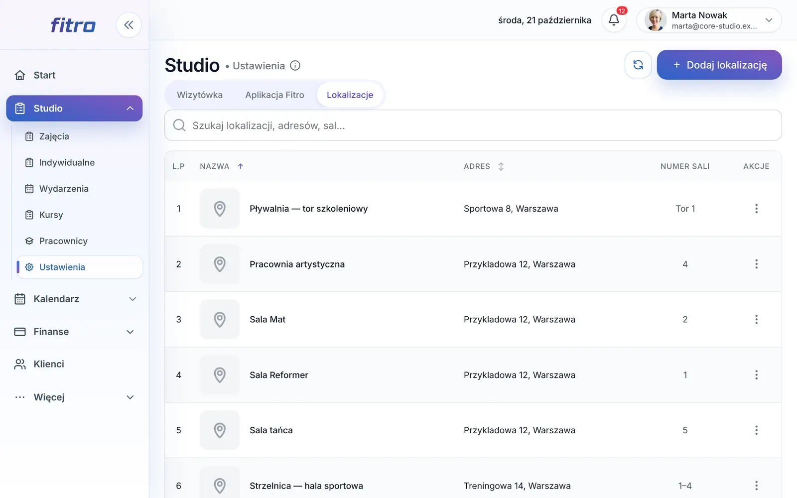 Lista lokalizacji studia z nazwą, adresem i numerem sali